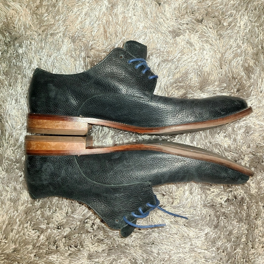 Cole Haan Blue Oxfords Classic Design - Picture 3 of 7